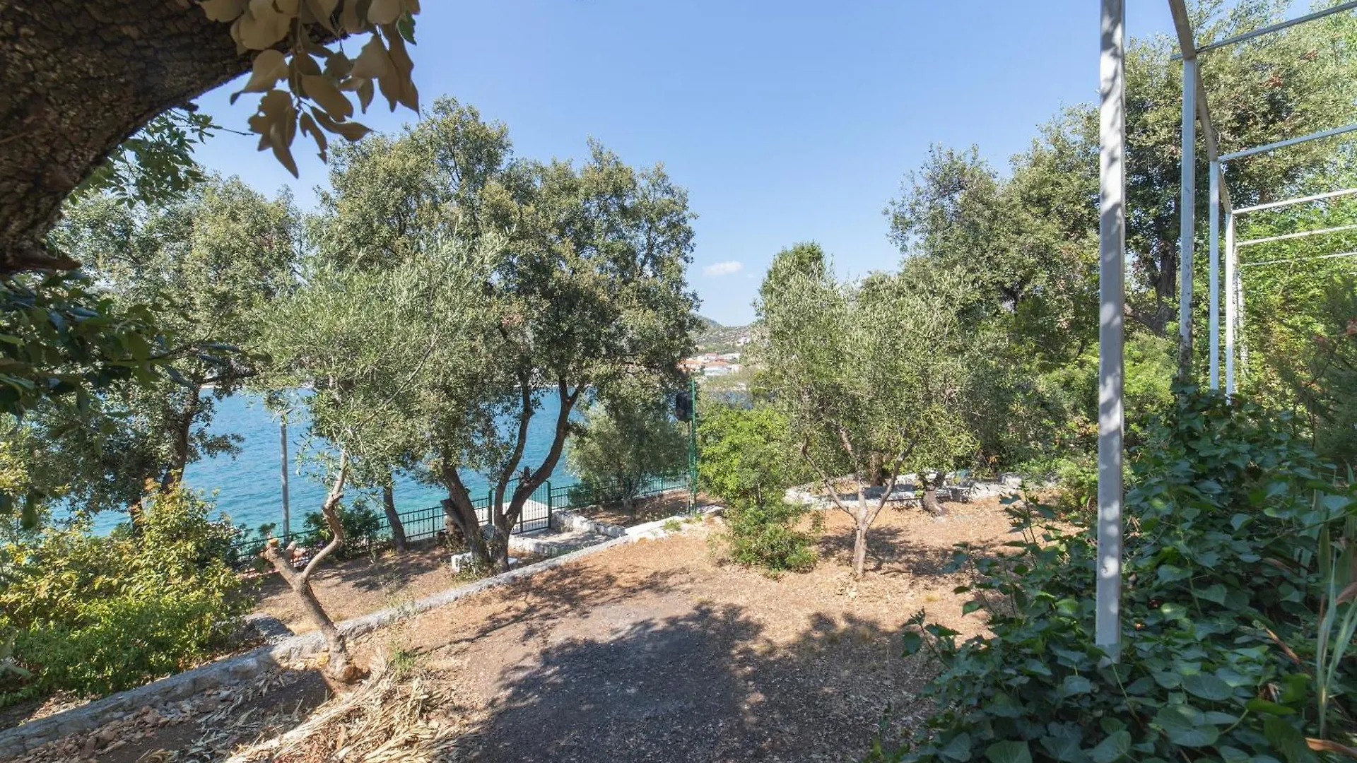 Holiday home Perfect Beachfront Getaway Ideal For Families Seget Vranjica